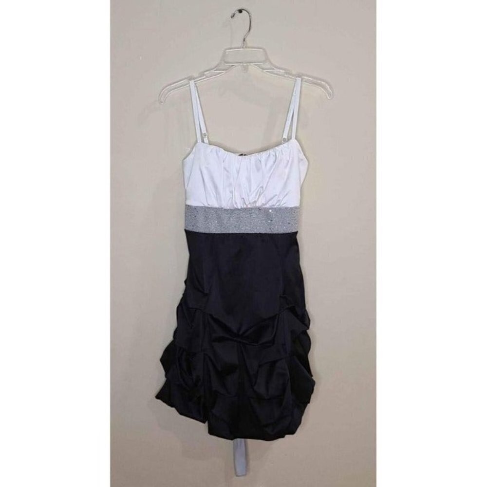 Studio Y Sleeveless Tie Back Ruffled Dress
